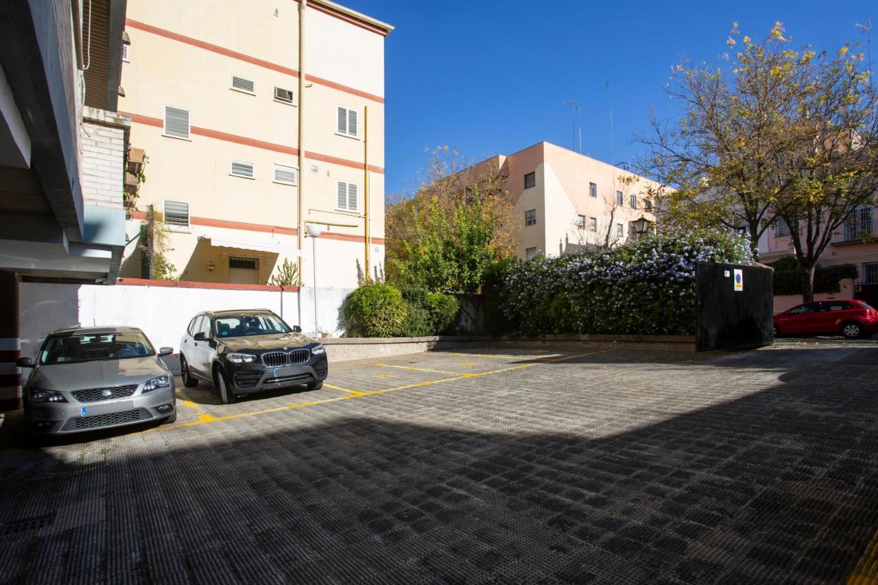 Borbolla Sevilla Urban - Parking 外观 照片