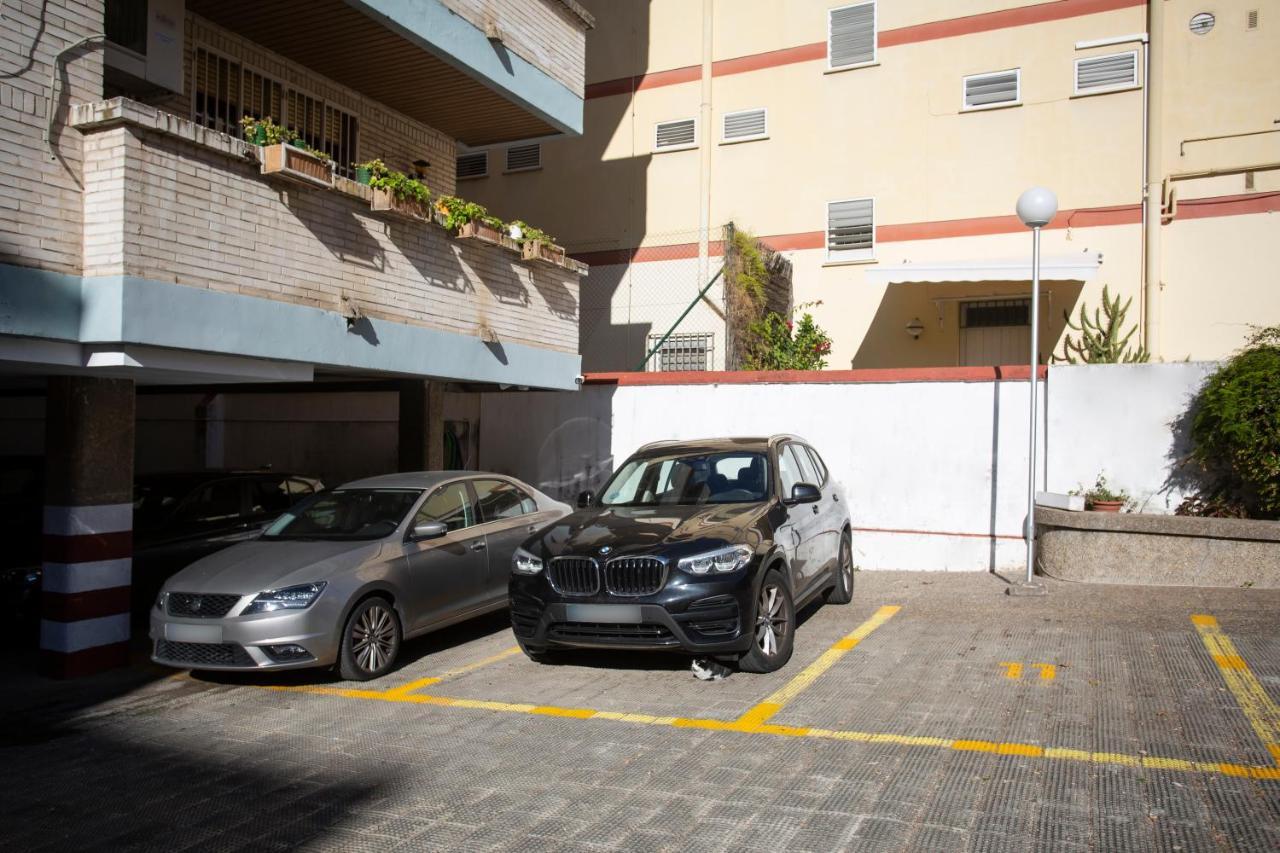 Borbolla Sevilla Urban - Parking 外观 照片