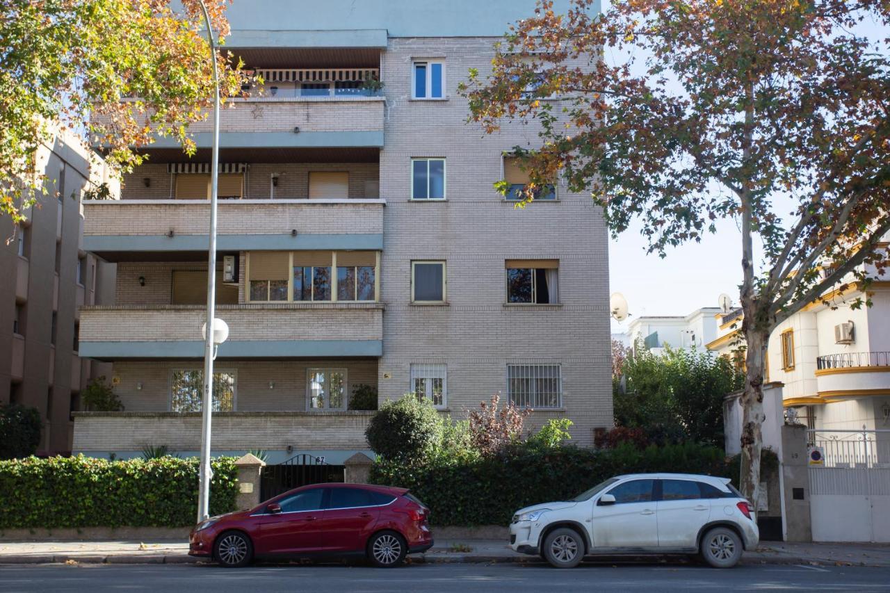 Borbolla Sevilla Urban - Parking 外观 照片