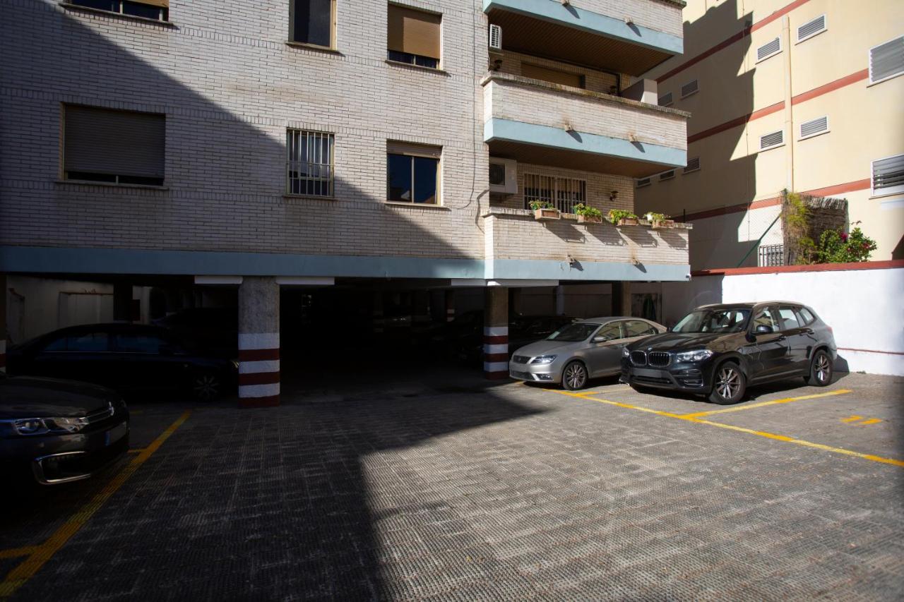 Borbolla Sevilla Urban - Parking 外观 照片